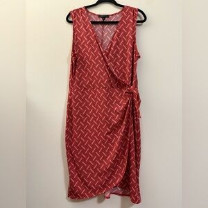 Banana Republic Faux Wrap Strapless  Knee Length Dress in‎ red, black, white - L